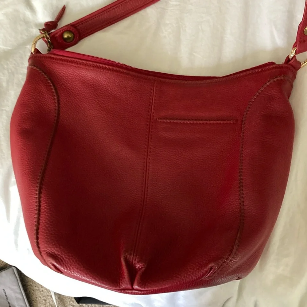 The Sak Red Leather Shoulder Bag - Picture 3 of 12